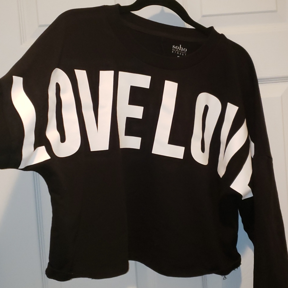"LOVE" sweat top